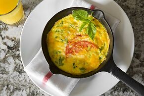 DoubleTree by Hilton Hotel Savannah Historic District