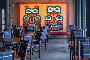 Glacier Bay Lodge