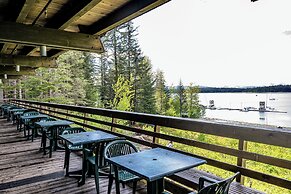 Glacier Bay Lodge