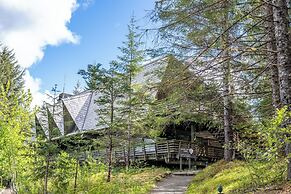 Glacier Bay Lodge