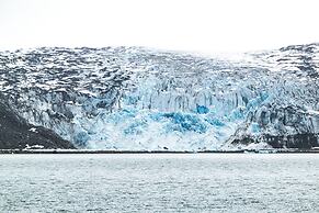 Glacier Bay Lodge