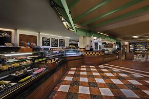 Marriott's Phuket Beach Club