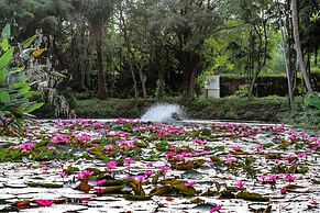 Marriott's Phuket Beach Club