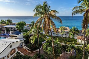 Sapphire Beach Club Resort