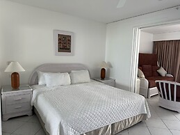 Sapphire Beach Club Resort