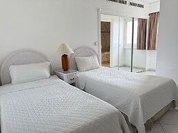 Sapphire Beach Club Resort