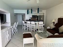 Sapphire Beach Club Resort