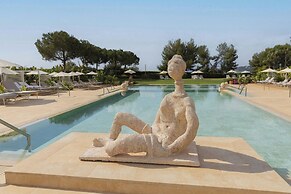 The St. Regis Mardavall Mallorca Resort