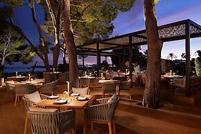 The St. Regis Mardavall Mallorca Resort
