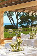 The St. Regis Mardavall Mallorca Resort