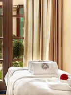 The St. Regis Mardavall Mallorca Resort