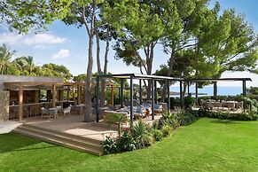 The St. Regis Mardavall Mallorca Resort