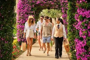 The St. Regis Mardavall Mallorca Resort