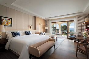 The St. Regis Mardavall Mallorca Resort