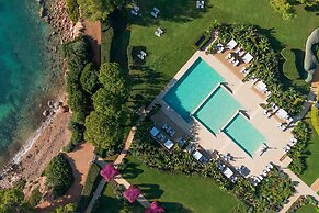 The St. Regis Mardavall Mallorca Resort