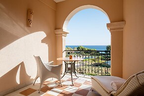 The St. Regis Mardavall Mallorca Resort