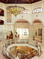 The St. Regis Mardavall Mallorca Resort