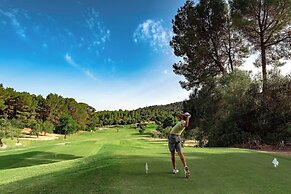 The St. Regis Mardavall Mallorca Resort