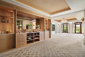 The St. Regis Mardavall Mallorca Resort