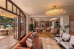 The St. Regis Mardavall Mallorca Resort