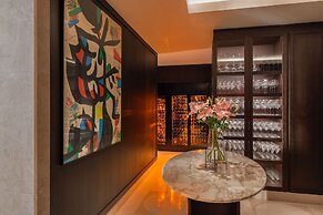 The St. Regis Mardavall Mallorca Resort