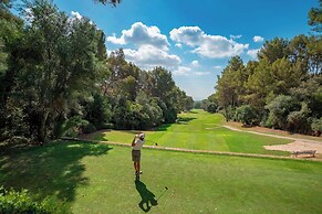 The St. Regis Mardavall Mallorca Resort