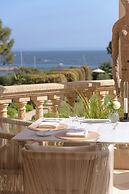 The St. Regis Mardavall Mallorca Resort