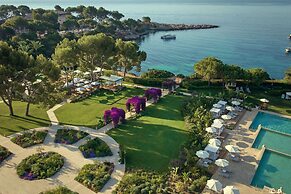 The St. Regis Mardavall Mallorca Resort