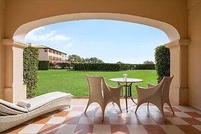 The St. Regis Mardavall Mallorca Resort