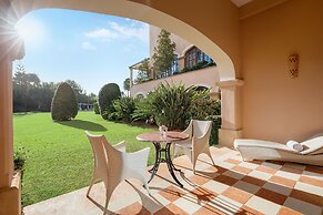 The St. Regis Mardavall Mallorca Resort