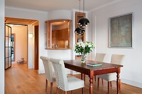 The St. Regis Mardavall Mallorca Resort