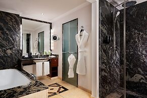 The St. Regis Mardavall Mallorca Resort