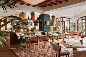 The St. Regis Mardavall Mallorca Resort