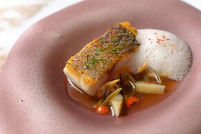 The St. Regis Mardavall Mallorca Resort