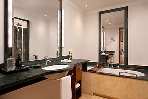 The St. Regis Mardavall Mallorca Resort