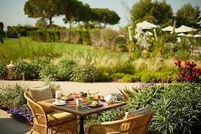 The St. Regis Mardavall Mallorca Resort