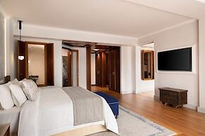 The St. Regis Mardavall Mallorca Resort