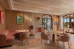 The St. Regis Mardavall Mallorca Resort