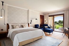 The St. Regis Mardavall Mallorca Resort