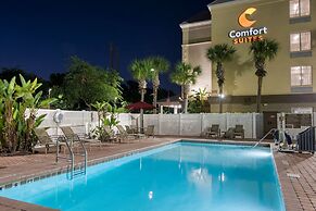 Comfort Suites Near Universal Orlando Resort