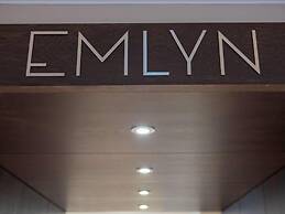 Sunday Box Hill Burford Bridge Hotel