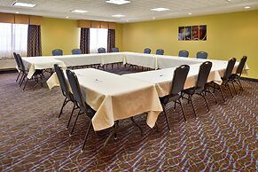 Holiday Inn Express Hotel & Suites Charlotte by IHG