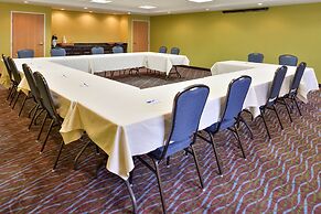 Holiday Inn Express Hotel & Suites Charlotte by IHG