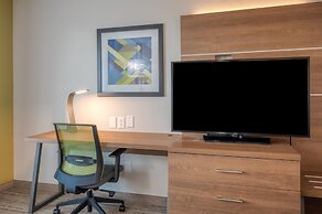 Holiday Inn Express Hotel & Suites Greenville by IHG