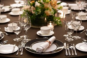 Oakwood Premier Coex Center