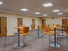 Mercure Daventry Court Hotel