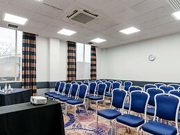 Mercure Daventry Court Hotel