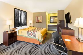 Super 8 by Wyndham Fortuna