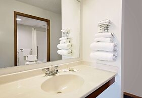 Super 8 by Wyndham Centerville