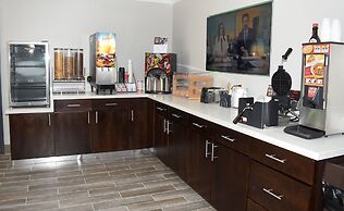 Super 8 by Wyndham Burnham/Lewistown